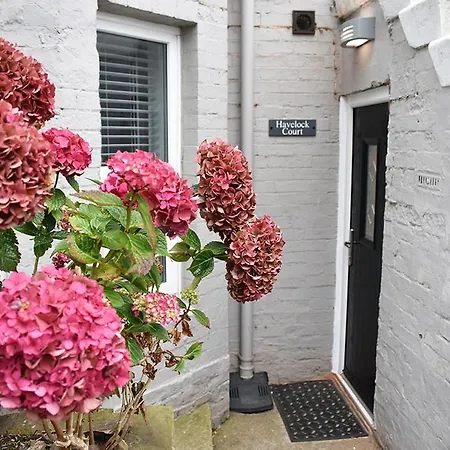 Havelock Court *